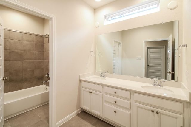 9813 Falling Fern Lane, Houston, TX 77080