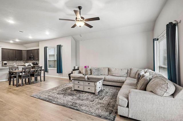 2702 Aquamarine Court, Texas City, TX 77591