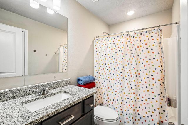 2702 Aquamarine Court, Texas City, TX 77591