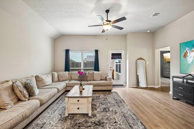2702 Aquamarine Court, Texas City, TX 77591