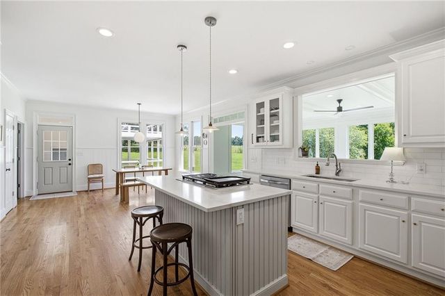 548 Tamarack Trail, Canton, GA 30115