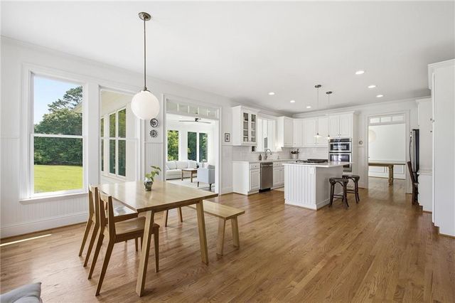 548 Tamarack Trail, Canton, GA 30115