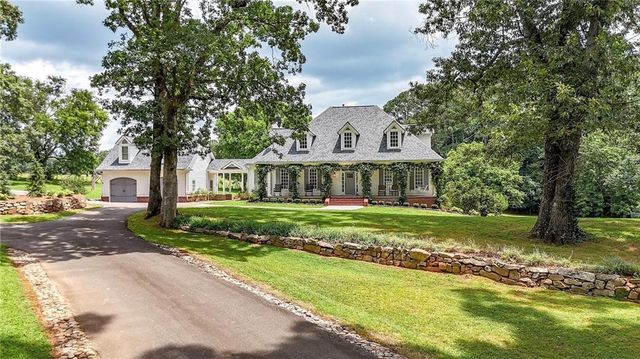 548 Tamarack Trail, Canton, GA 30115