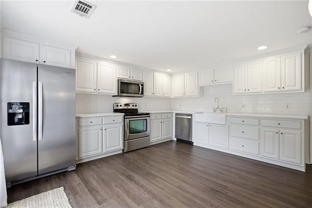 548 Tamarack Trail, Canton, GA 30115