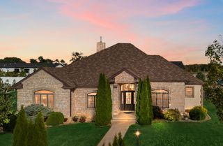 10971 Wynbrook Drive, Crown Point, IN 46307