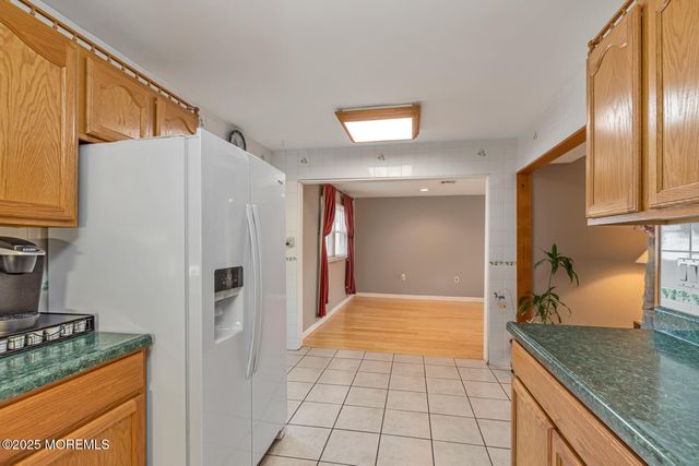 40 Lynn Boulevard, Hazlet, NJ 07730