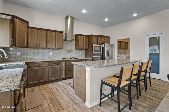 14736 TIERRA ESCAPE Avenue, El Paso, TX 79938