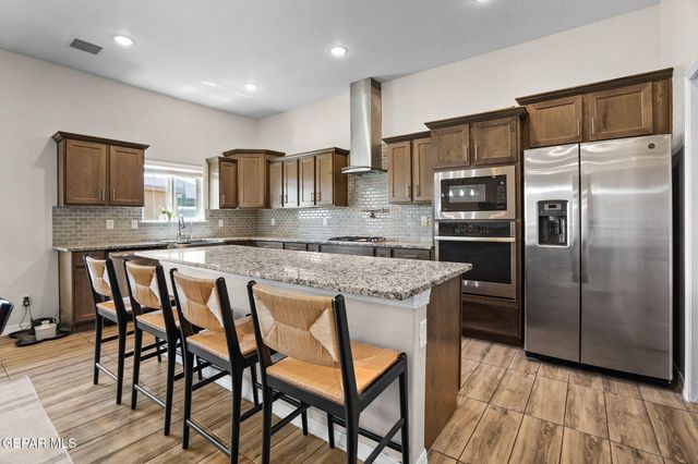 14736 TIERRA ESCAPE Avenue, El Paso, TX 79938