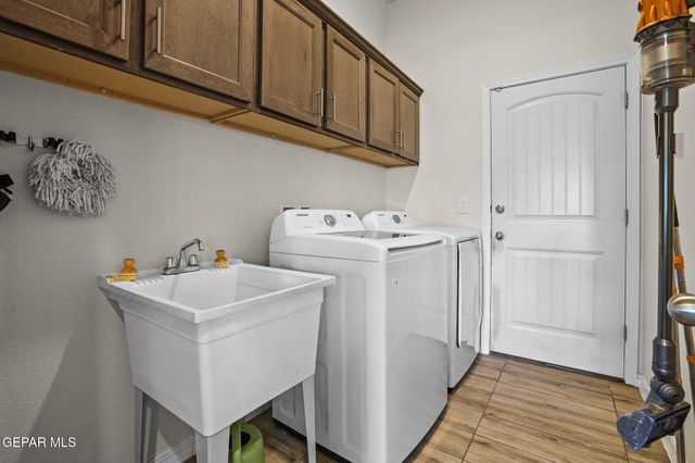 14736 TIERRA ESCAPE Avenue, El Paso, TX 79938