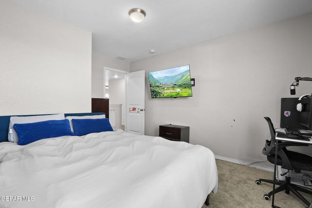 14736 TIERRA ESCAPE Avenue, El Paso, TX 79938