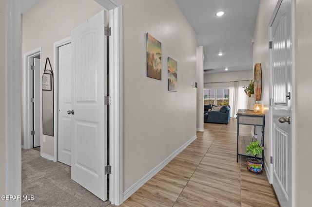14736 TIERRA ESCAPE Avenue, El Paso, TX 79938