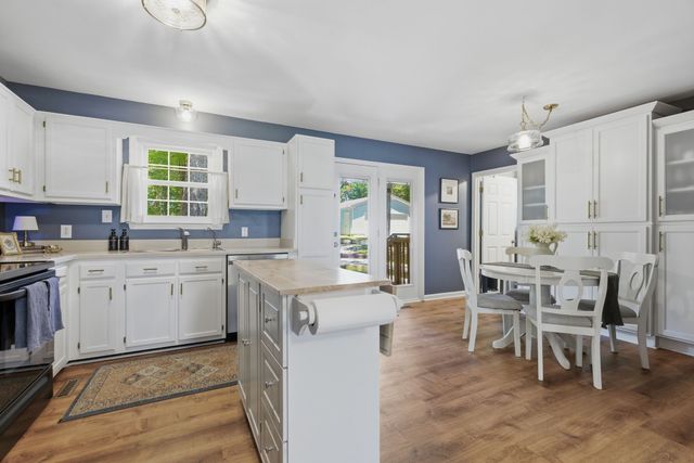 4860 Pyles Rd, Chapel Hill, TN 37034