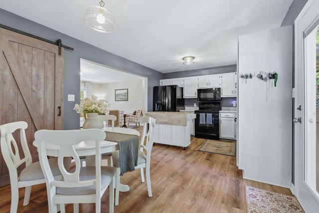 4860 Pyles Rd, Chapel Hill, TN 37034