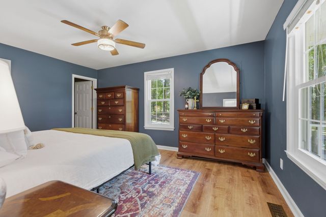 4860 Pyles Rd, Chapel Hill, TN 37034