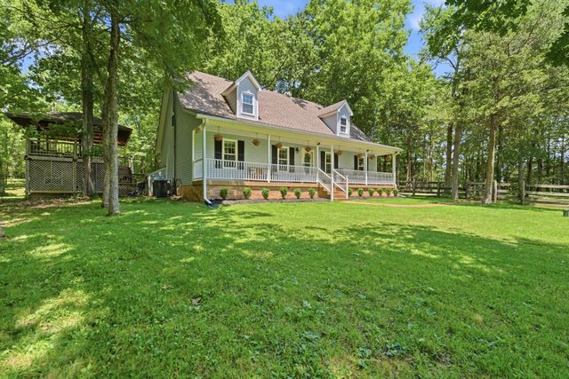 4860 Pyles Rd, Chapel Hill, TN 37034
