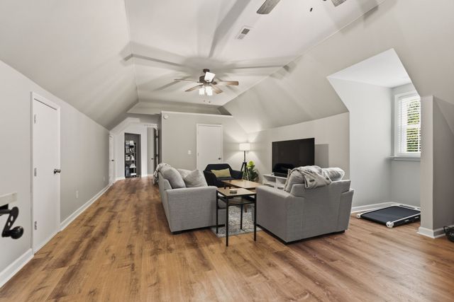 4860 Pyles Rd, Chapel Hill, TN 37034