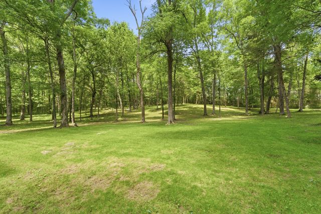 4860 Pyles Rd, Chapel Hill, TN 37034