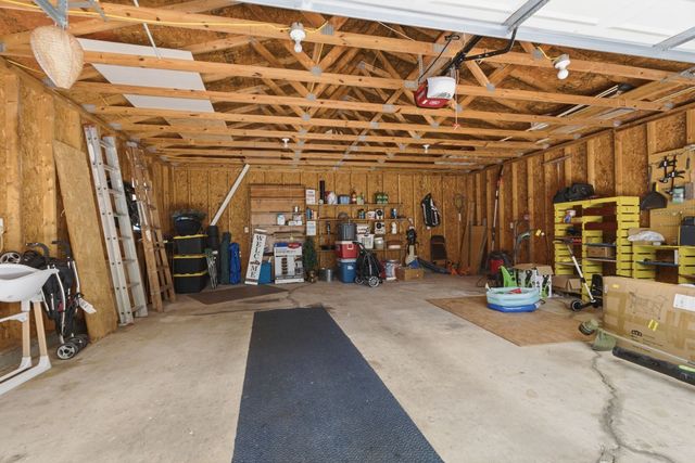 4860 Pyles Rd, Chapel Hill, TN 37034