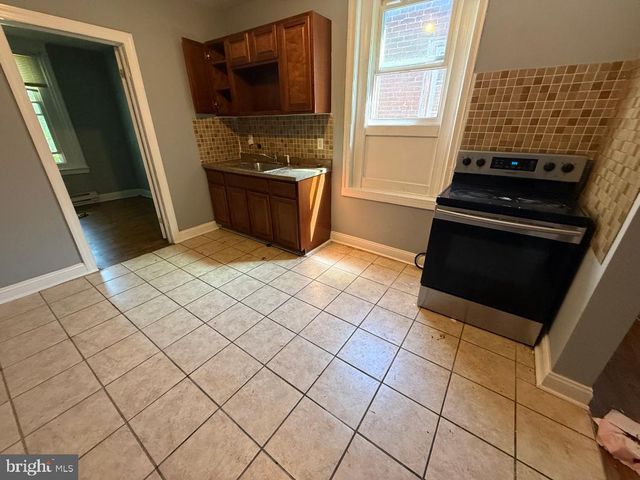 6321 LIMEKILN PIKE, Philadelphia, PA 19138