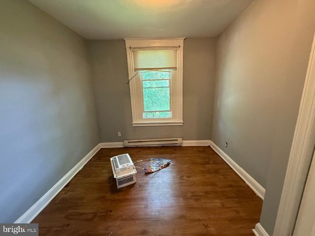 6321 LIMEKILN PIKE, Philadelphia, PA 19138