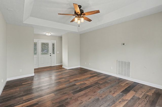 1166 Peter Pond Rd, Ashland City, TN 37015