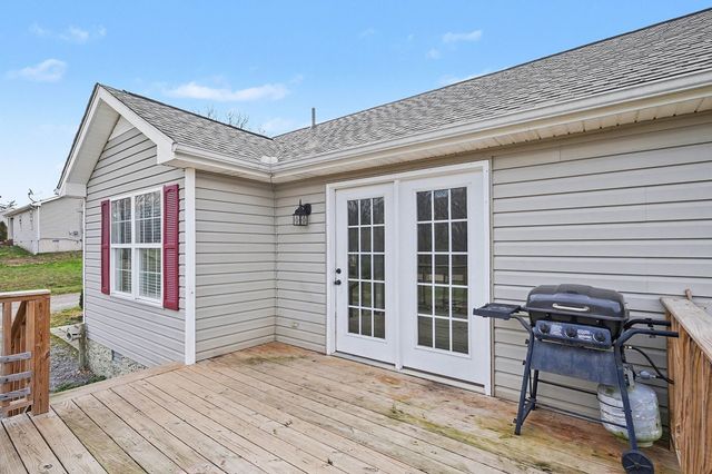 1166 Peter Pond Rd, Ashland City, TN 37015