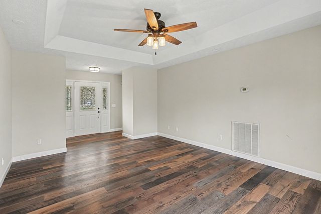 1166 Peter Pond Rd, Ashland City, TN 37015