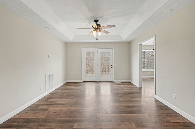 1166 Peter Pond Rd, Ashland City, TN 37015