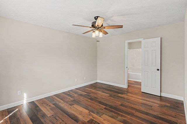 1166 Peter Pond Rd, Ashland City, TN 37015