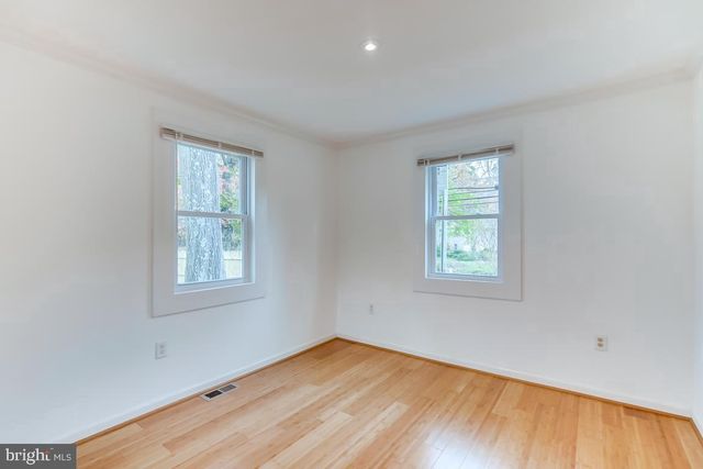 822 WARBURTON LN, Fort Washington, MD 20744