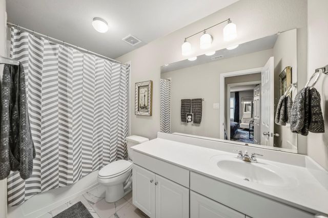 209 Sunray Creek Drive, Katy, TX 77493