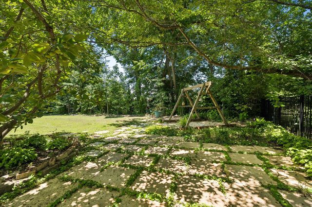 402 Five Oaks Blvd, Lebanon, TN 37087