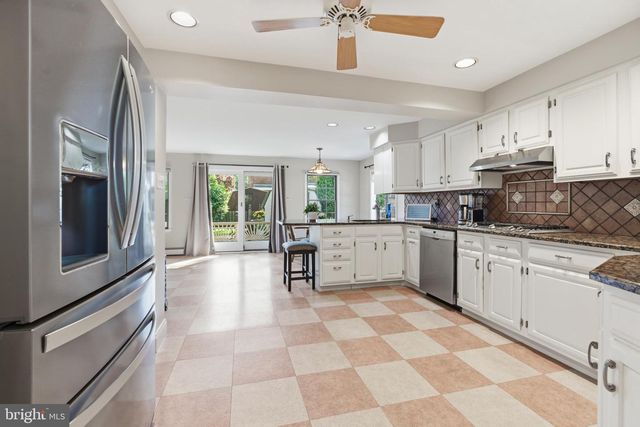 415 BRENTWOOD RD, Havertown, PA 19083