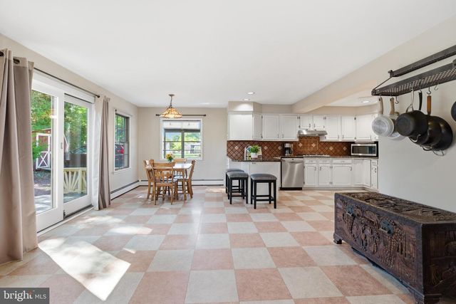 415 BRENTWOOD RD, Havertown, PA 19083