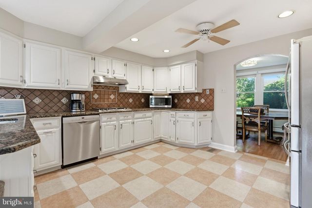 415 BRENTWOOD RD, Havertown, PA 19083