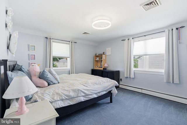 415 BRENTWOOD RD, Havertown, PA 19083