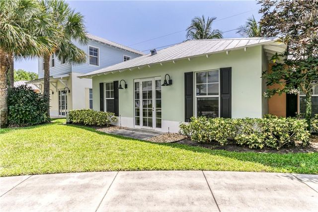 955 NW 17th Ave G, Delray Beach, FL 33445
