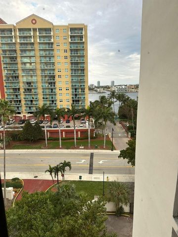 17021 N Bay Rd 815, Sunny Isles Beach, FL 33160