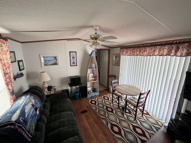 414 2nd Ave. S, Myrtle Beach, SC 29577