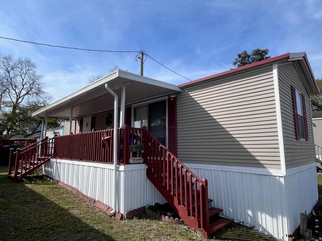 414 2nd Ave. S, Myrtle Beach, SC 29577