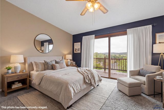 3005 SUNNY HILL CIR, Rapid City, SD 57702
