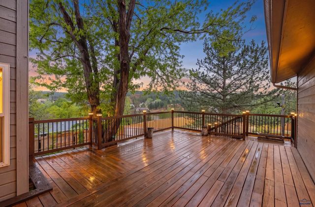 3005 SUNNY HILL CIR, Rapid City, SD 57702