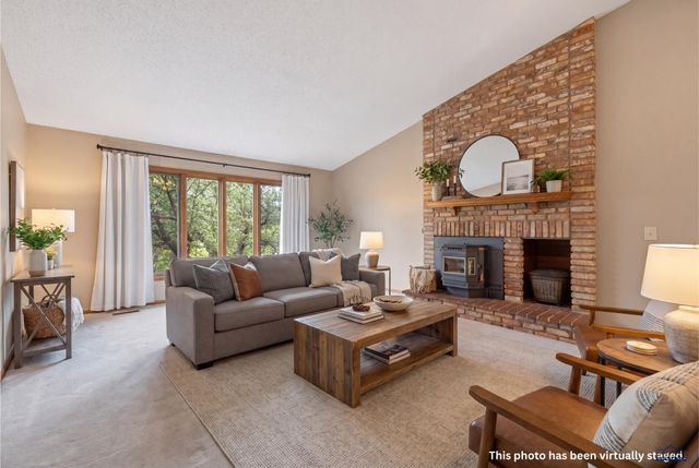 3005 SUNNY HILL CIR, Rapid City, SD 57702