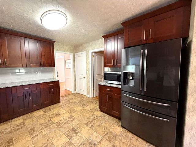164 Osner Drive, Atlanta, GA 30342