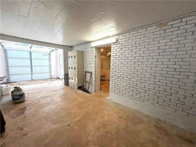164 Osner Drive, Atlanta, GA 30342