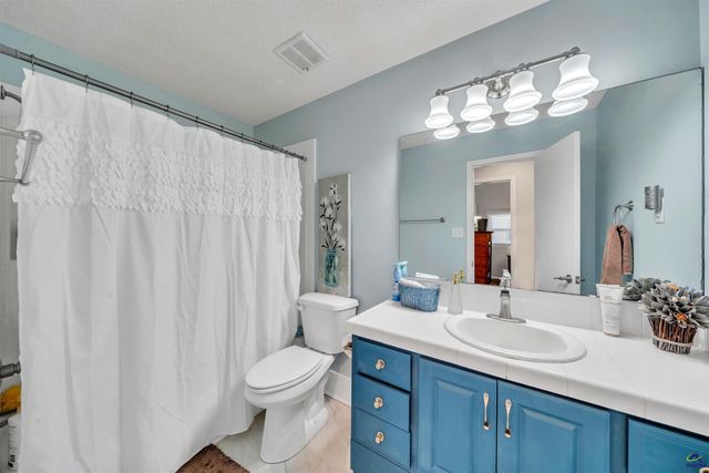 1015 Country Club Road, Perry, GA 31069