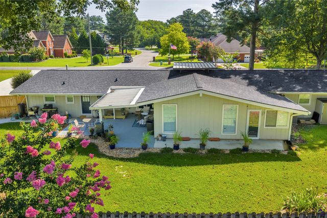1015 Country Club Road, Perry, GA 31069
