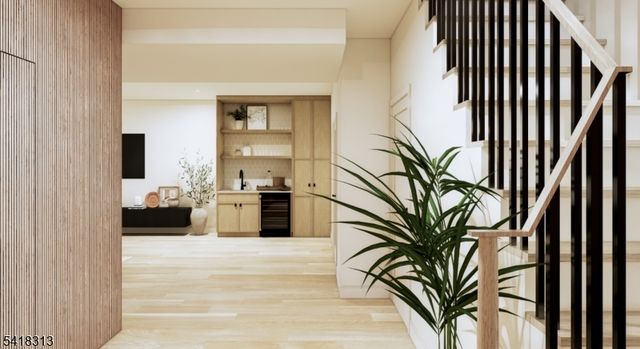 43 Orchard Rd, Florham Park Boro, NJ 07932