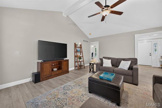 893 Home Park Drive, St Peters, MO 63376