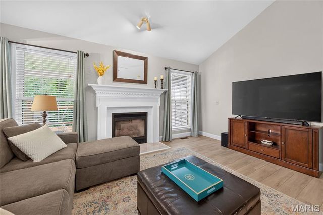 893 Home Park Drive, St Peters, MO 63376